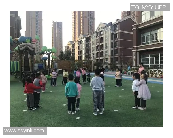 呼啦圈与篮球的完美结合探索运动乐趣与健身效果的双重提升